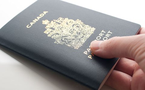 加拿大入籍需要多久？加拿大入籍条件、要求及流程解读